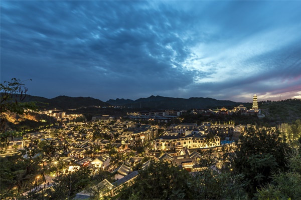 古鎮(zhèn)照明設計豐富了古鎮(zhèn)夜間景色