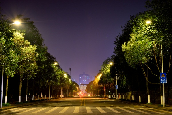 道路亮化施工-提升城市夜間環境