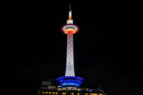 電視塔亮化-點綴夜間自然環境