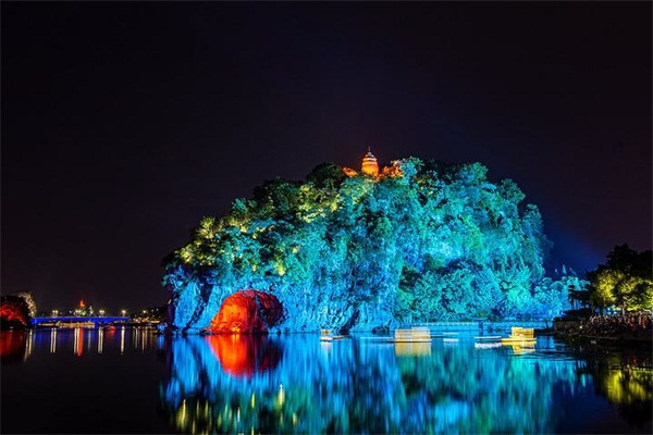 山體工程亮化-烘托城市另一道風景線